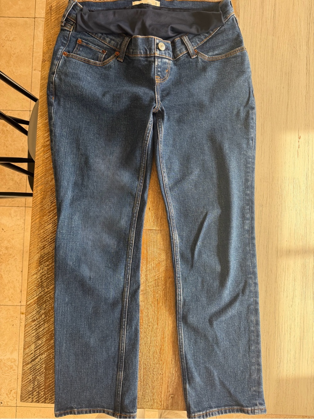 Abercrombie & Fitch Maternity The Ankle Straight Jeans